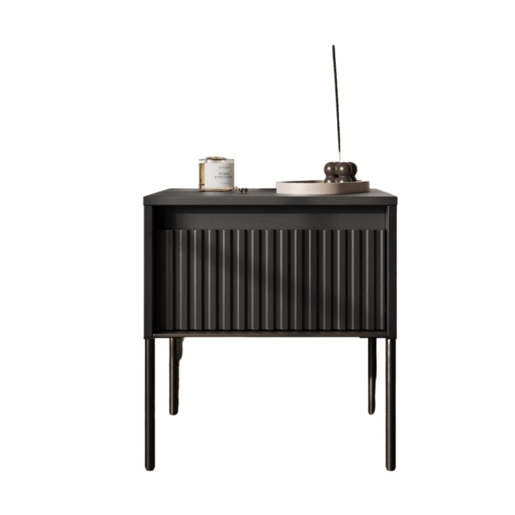 Stolik nocny ryflowany w stylu glamour czarne drewno FLORES