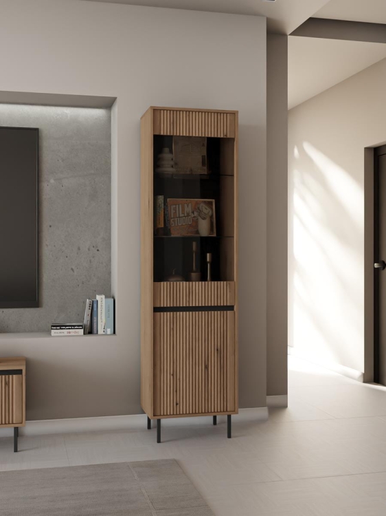 Nowoczesna witryna wysoka z oświetleniem LED CIAO