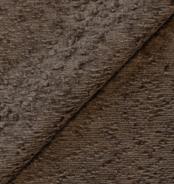 Brązowe łóżko tapicerowane na designerskich nóżkach KUMO