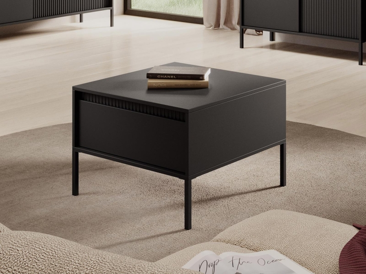 Mały ryflowany stolik kawowy z szufladą GAVINS CZARNY