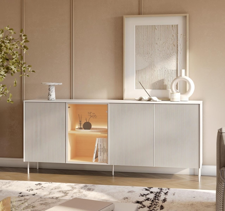 Biała komoda do salonu z przeszklonym frontem MILA