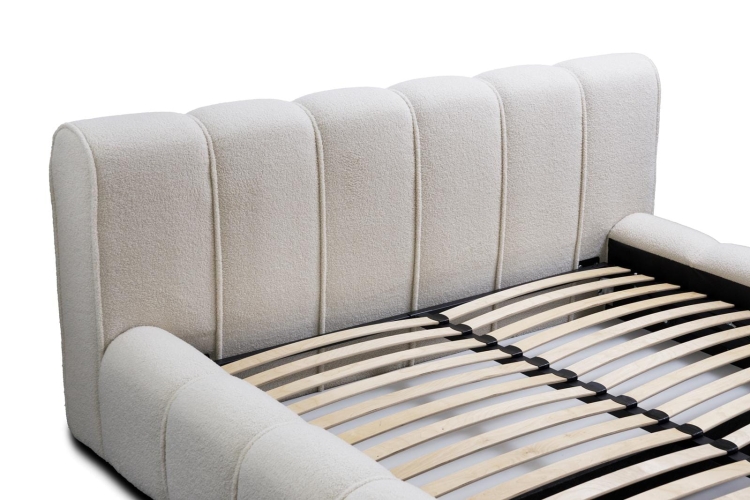 Łóżko sypialniane białe boucle do modnej sypialni ARUBS