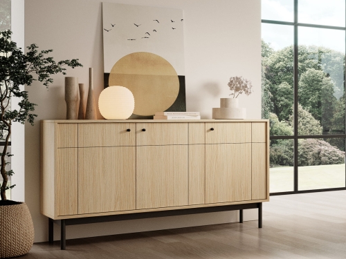 Trzydrzwiowa komoda szeroka dąb linea na wysokich nogach STELLA