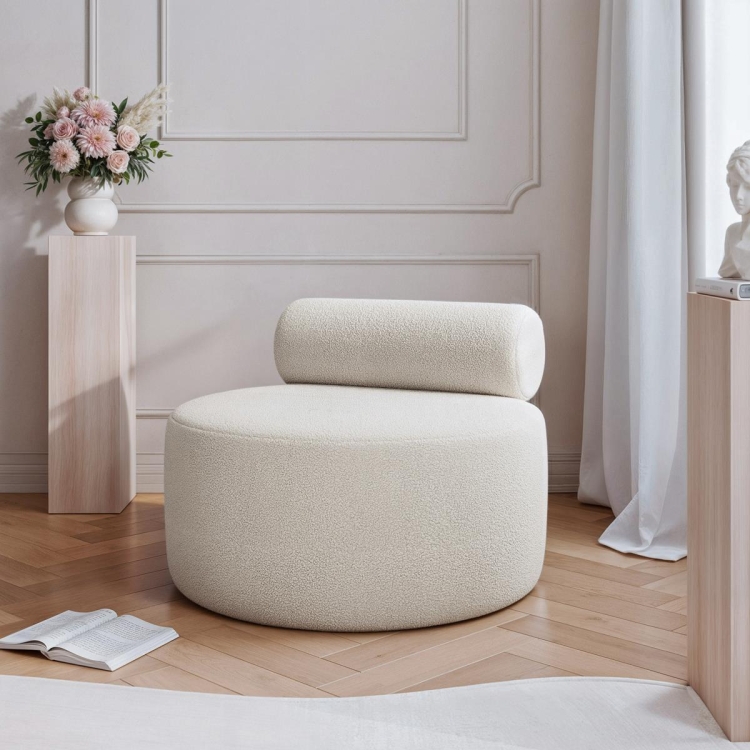 Okrągły fotel w jasnym odcieniu beżu bez podłokietników CLAUS